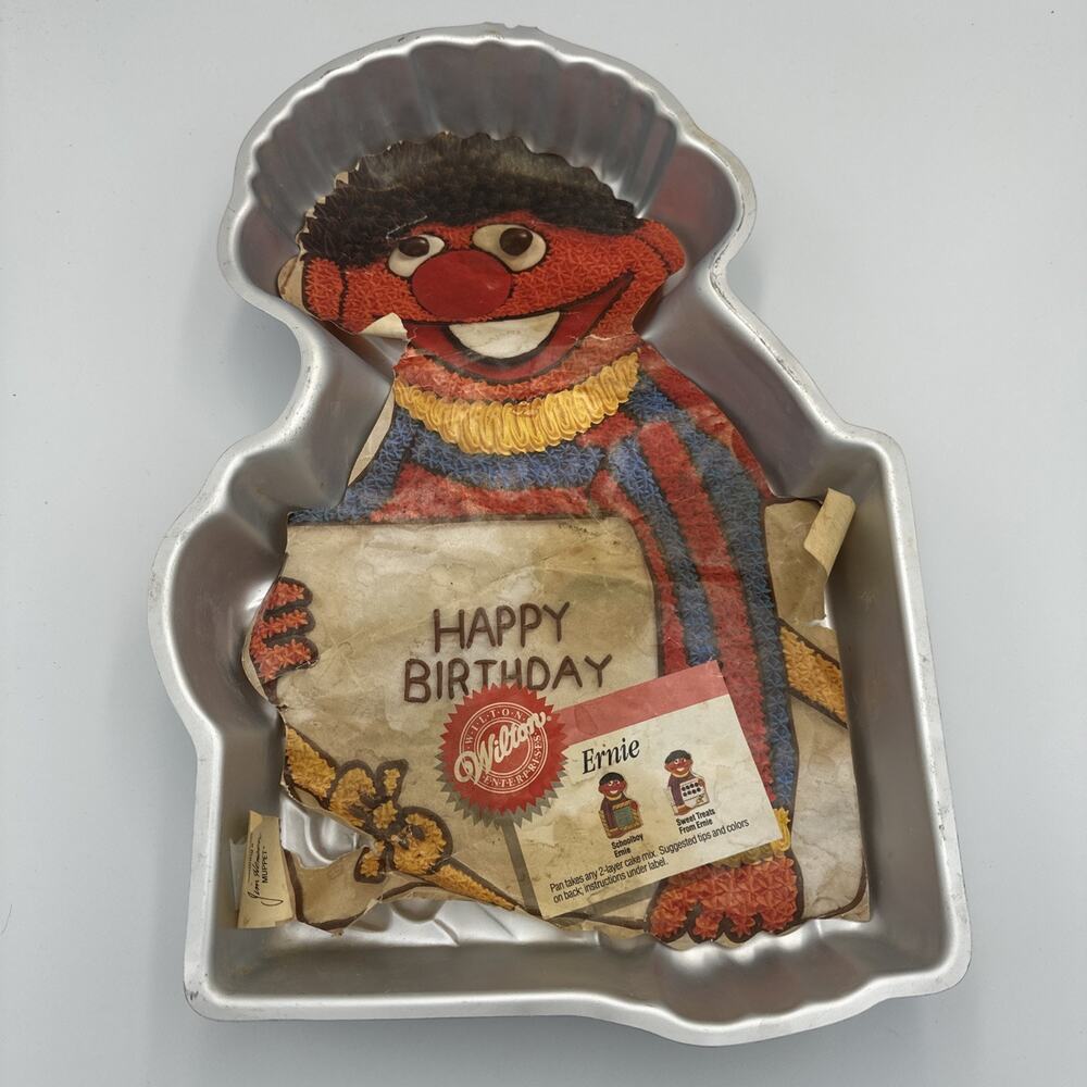 Ernie Cake Pan Wilton Muppets Sesame Street 1983 Vintage Baking